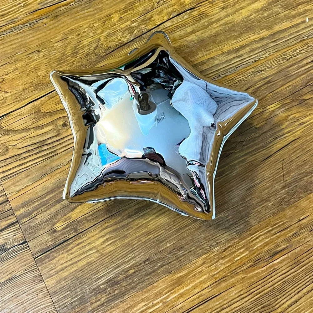 Nwt- Zara ZARA NEW WOMAN STAR SHAPED  MINAUDIÈRE BAG SILVER - Picture 5 of 5